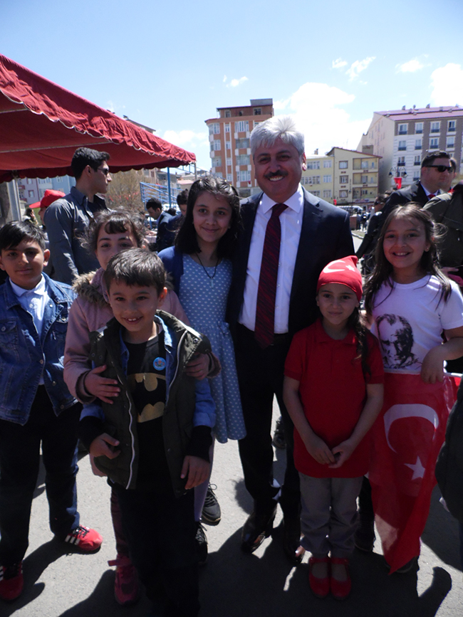 kars’ta-23-nisan-coskusu-(30).jpg