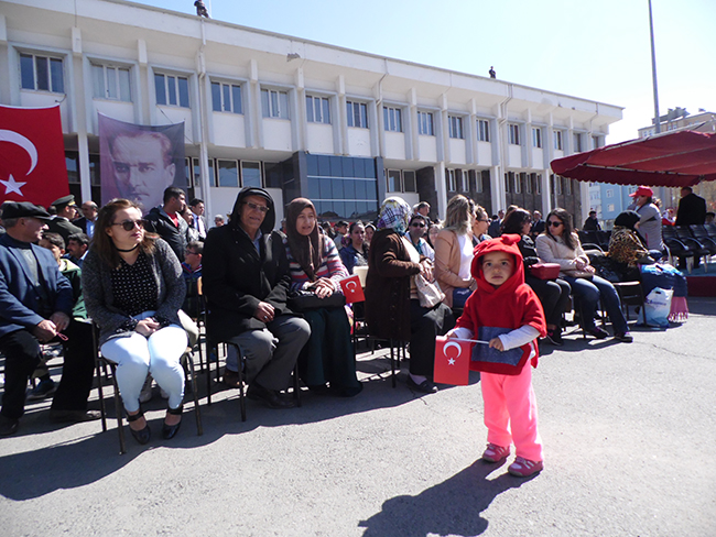 kars’ta-23-nisan-coskusu-(4).jpg