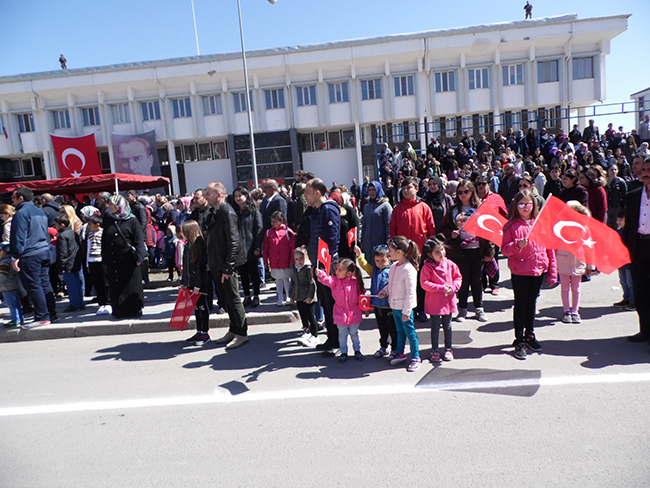 kars’ta-23-nisan-coskusu-(7).jpg