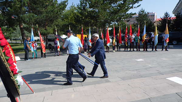 kars’ta-30-agustos-zafer-bayrami-kutlamasi!-(58).jpg