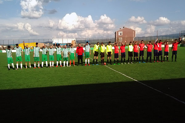 kars’ta-kurumlar-arasi-futbol-turnuvasi-basladi-(1).jpg