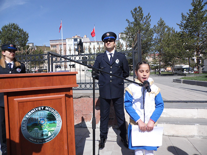 kars’ta-polis-haftasi-kutlandi-(7).jpg
