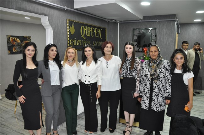 kars’ta-queen-guzellik-merkezi-acildi-(9).jpg