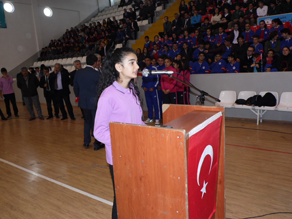 kars’ta-siirlerle-cumhuriyet-coskusu!-(2).jpg