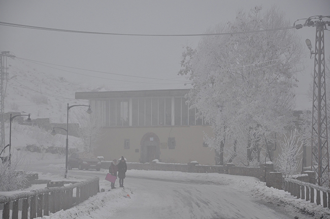 kars’ta-sis,-soguk-hava-ve-kiragi-hayati-olumsuz-etkiledi--(3).jpg