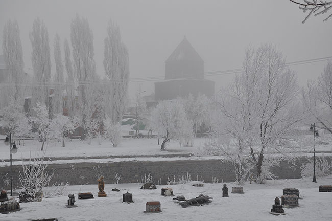kars’ta-sis,-soguk-hava-ve-kiragi-hayati-olumsuz-etkiledi--(6).jpg