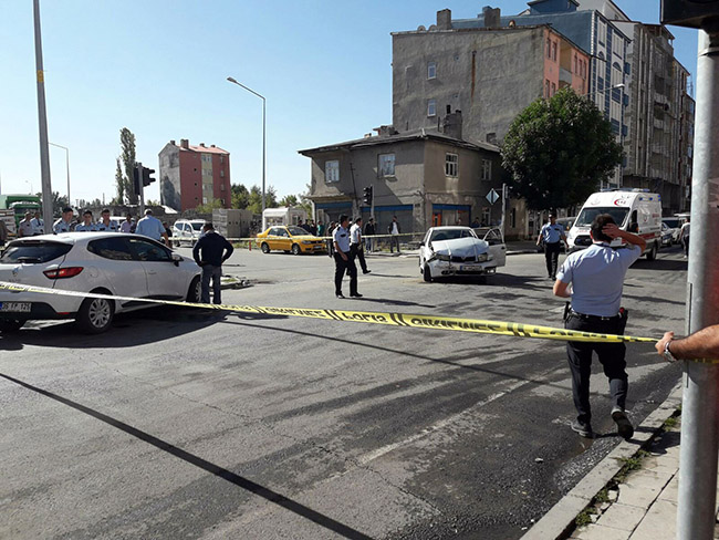kars’ta-trafik-kazasi-7-yarali-(4).jpg