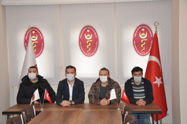 kars’ta-veteriner-hekimler-asida-oncelik-istedi-(1).jpg