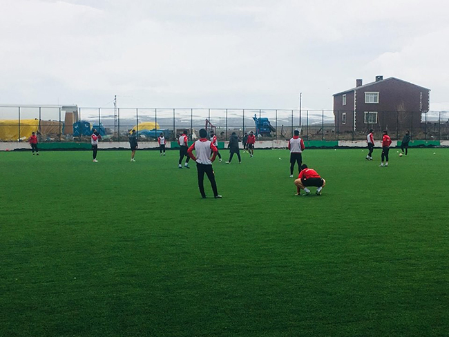 kars-36-spor-igdir-aras-spor-hazirliklarini-surduruyor--(1).jpg