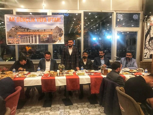 kars-ak-genclik-vefa-iftari!-(4).jpg