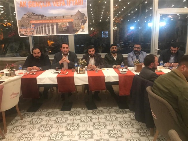 kars-ak-genclik-vefa-iftari!-(5).jpg