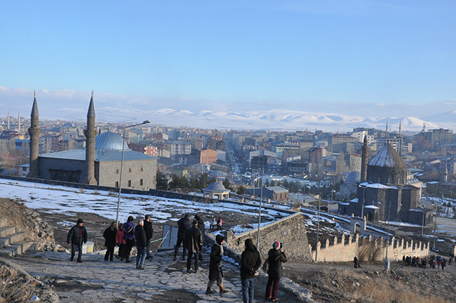 kars-beklentinin-cok-ustunde-cikti-(2).jpg