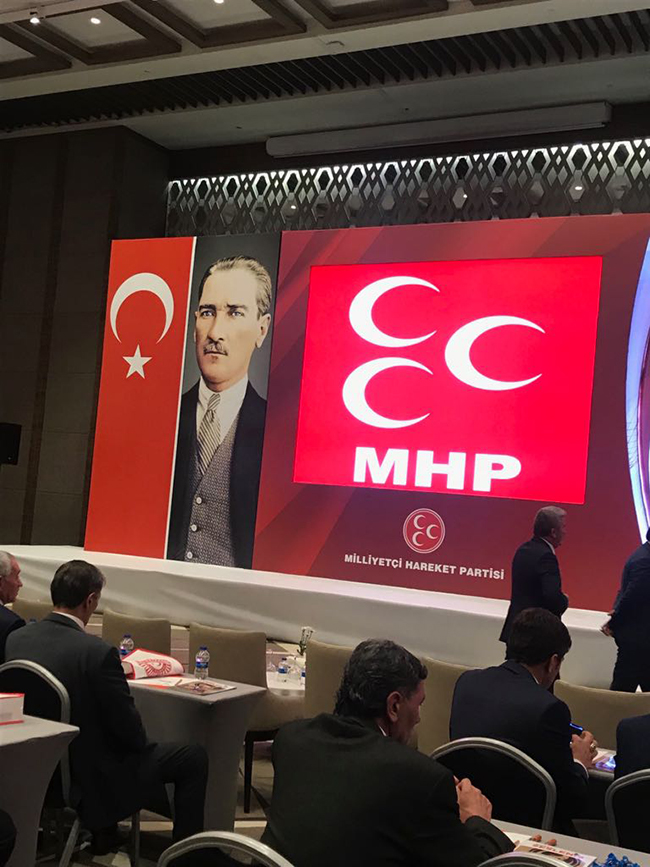 kars-belediye-baskani-murtaza-karacanta-mhp-baskanlar-toplantisina-katildi-(2).jpeg
