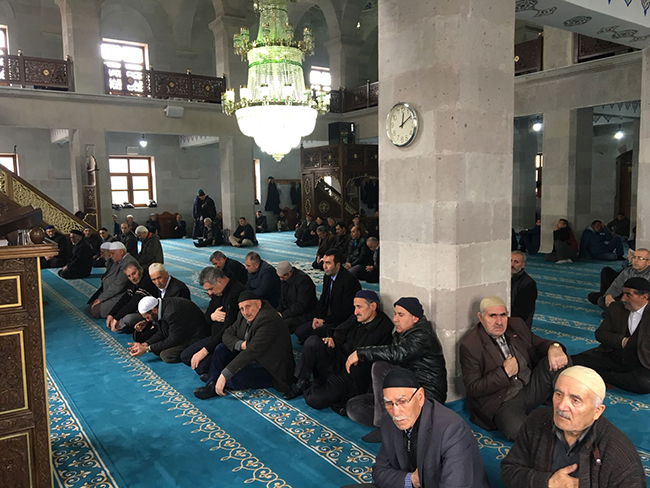 kars-belediyesi-8-mart-dunya-kadinlar-gununde-mevlit-okuttu-(1).jpeg