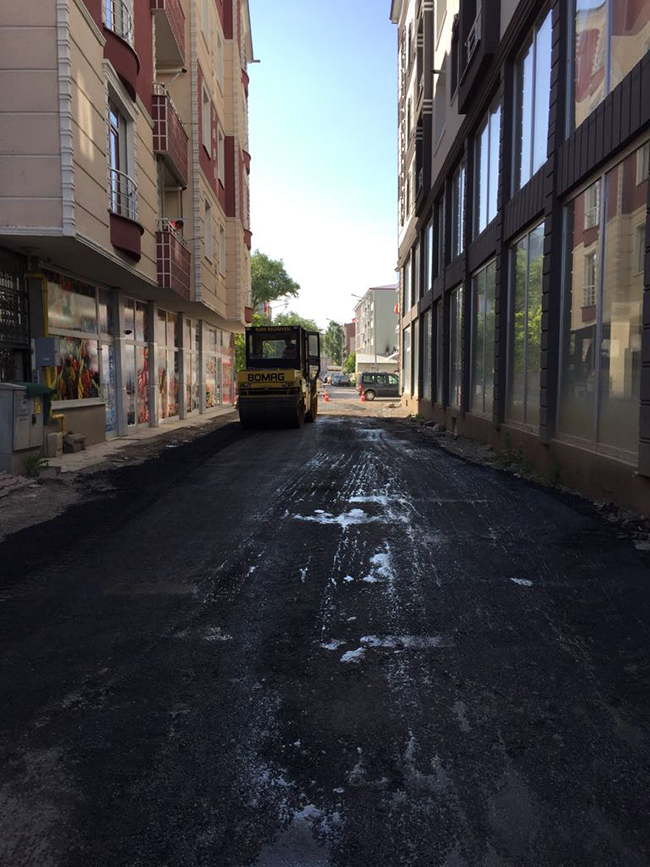 kars-belediyesi-yol-ve-kaldirim-calismalarina-start-verdi-(4).jpeg