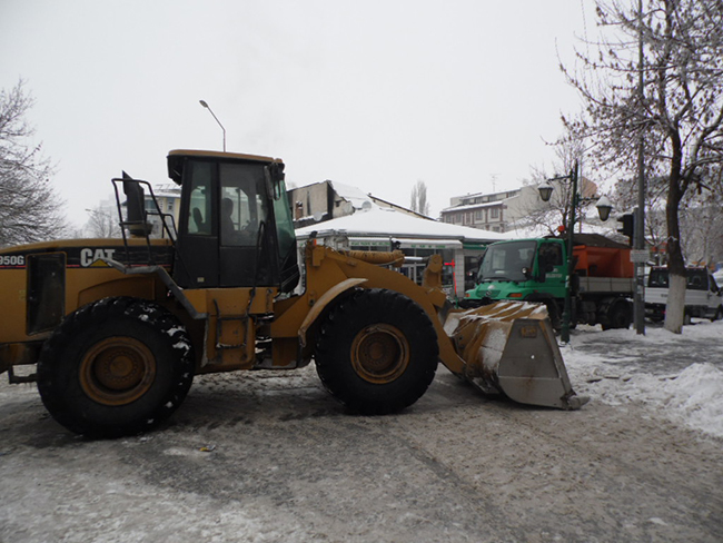 kars-belediyesinden-kar-seferberligi-(7).jpg