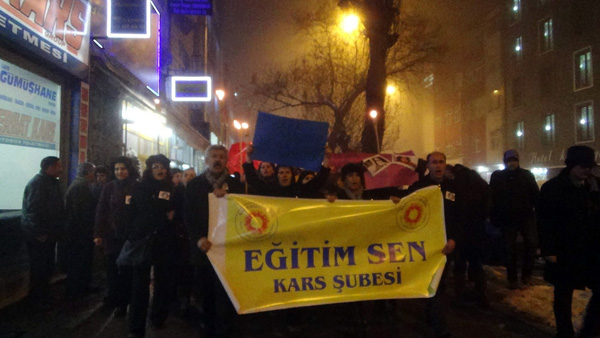 kars-egitim-senden-ozgecan-eylemi!-(1).jpg