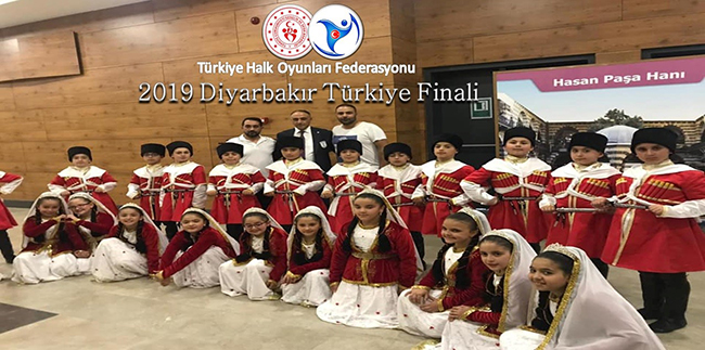 kars-halk-oyunlari,-dort-dalda-turkiye-finalinde!-(3).jpg