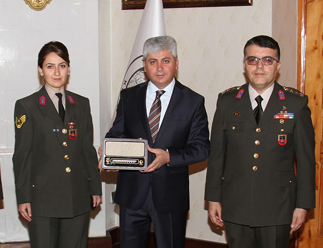 kars-jandarma-teskilatindan-vali-dogan’a-ziyaret-(3).jpg