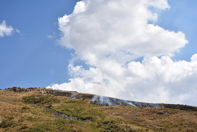 kars-kalesi-cevresinde-yangin!-(3).jpg