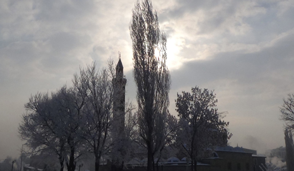 kars-kiragi-ile-beyaza-burundu!-(4).jpg