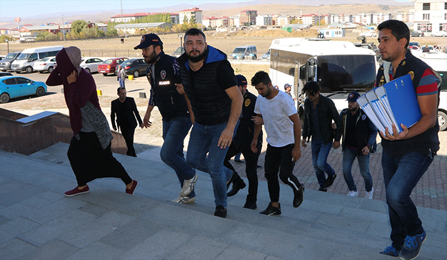 kars-merkezli-10-ilde-bahis-operasyonu-(3).jpg