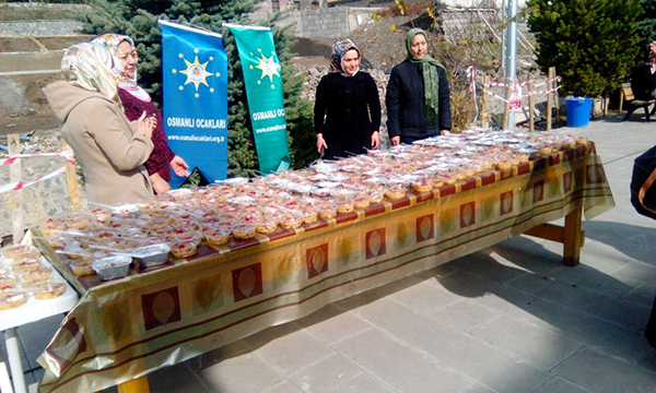 kars-osmanli-ocaklari-sehitler-icin-hatim-okuttu-(3).jpg