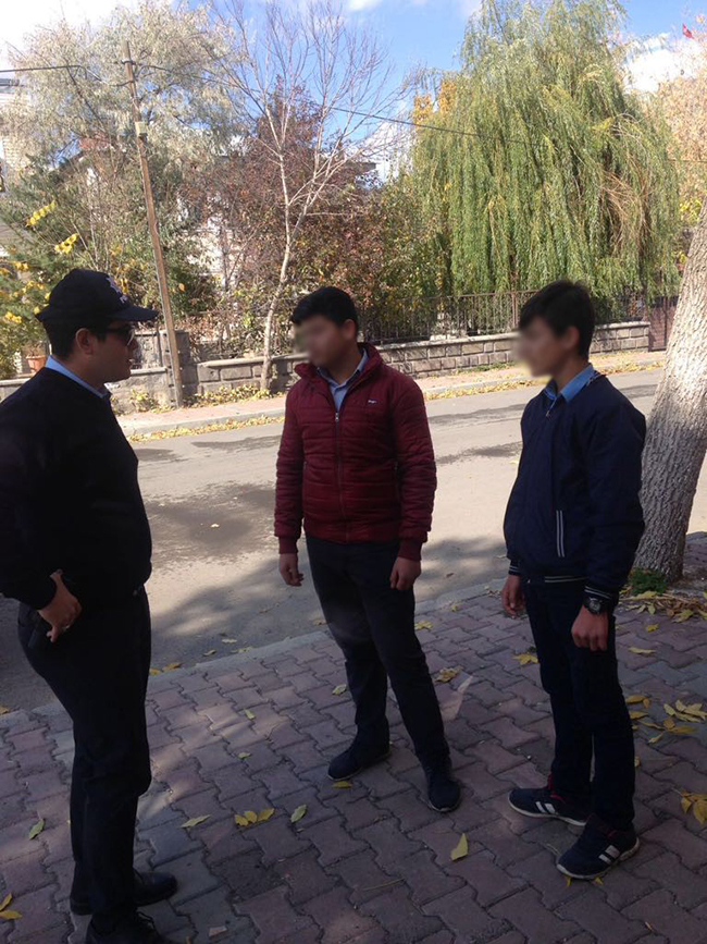kars-polisinden-“sok-okul-park”-uygulamasi--(1).jpg