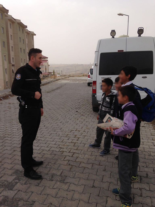 kars-polisinden-“sok-okul-park”-uygulamasi--(3).jpg