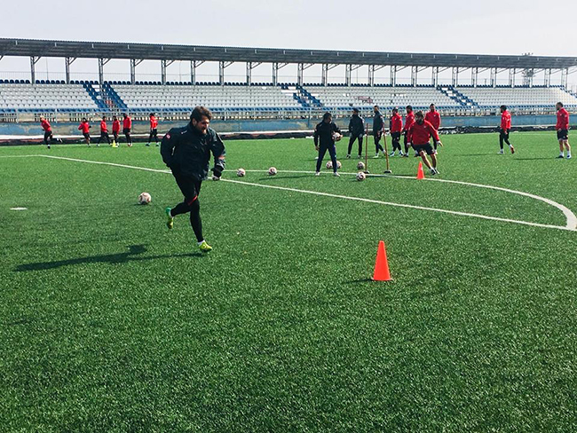kars-spor-teknik-direktoru-husnu-kacmaz-bu-yil-kars’a-sozumuz-var,-bu-sehir-sampiyonluk-yasayacak-(4).jpg