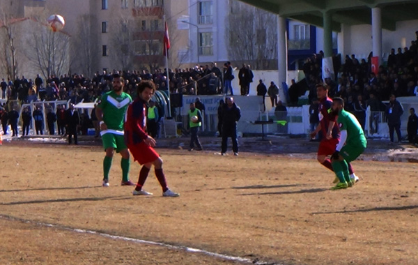 karsspor-1-ardahanspor-0-(1).20150301163451..jpg