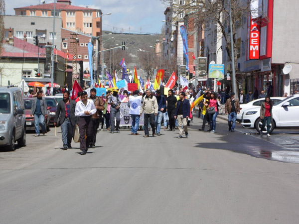karsta-1-mayis-kutlandi!-(3).jpg