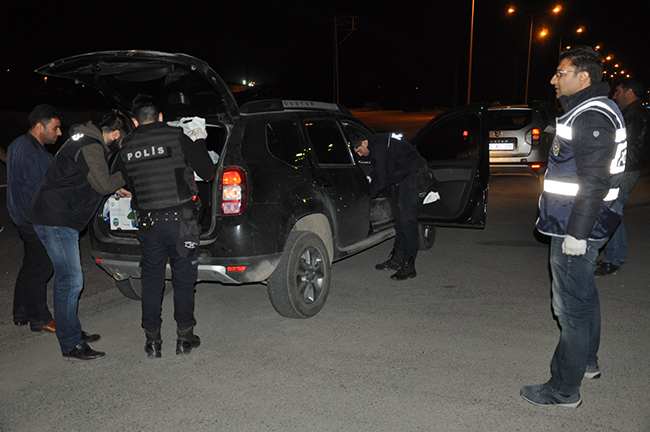 karsta-122-polisle-kars-kale-1-guvenlik-uygulamasi!-(16).jpg