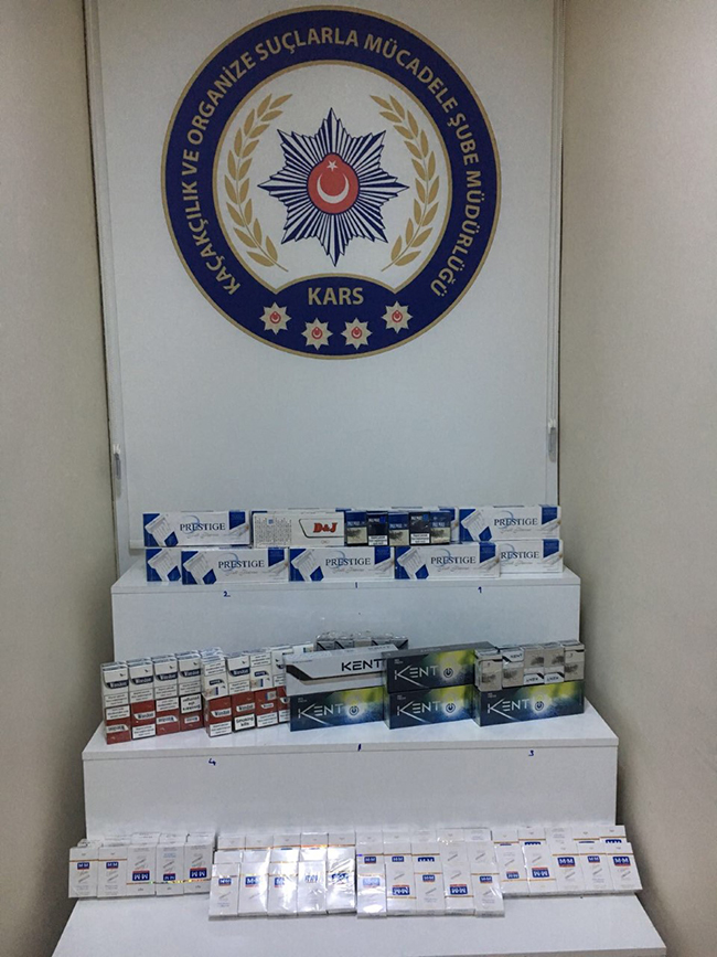 karsta-418-adet-kacak-sigara-yakalandi.jpg