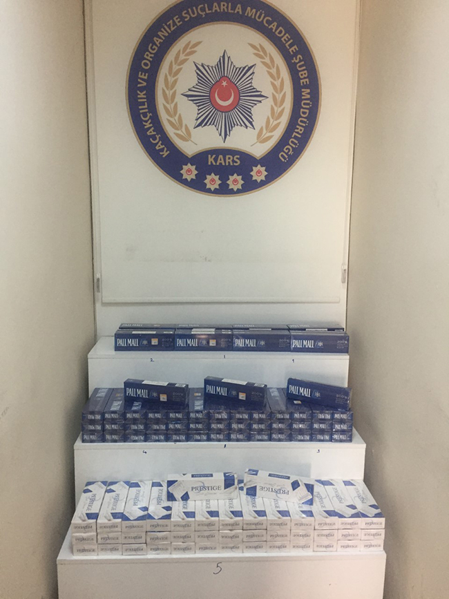 karsta-990-adet-kacak-sigara-ele-gecirildi-(2).jpg