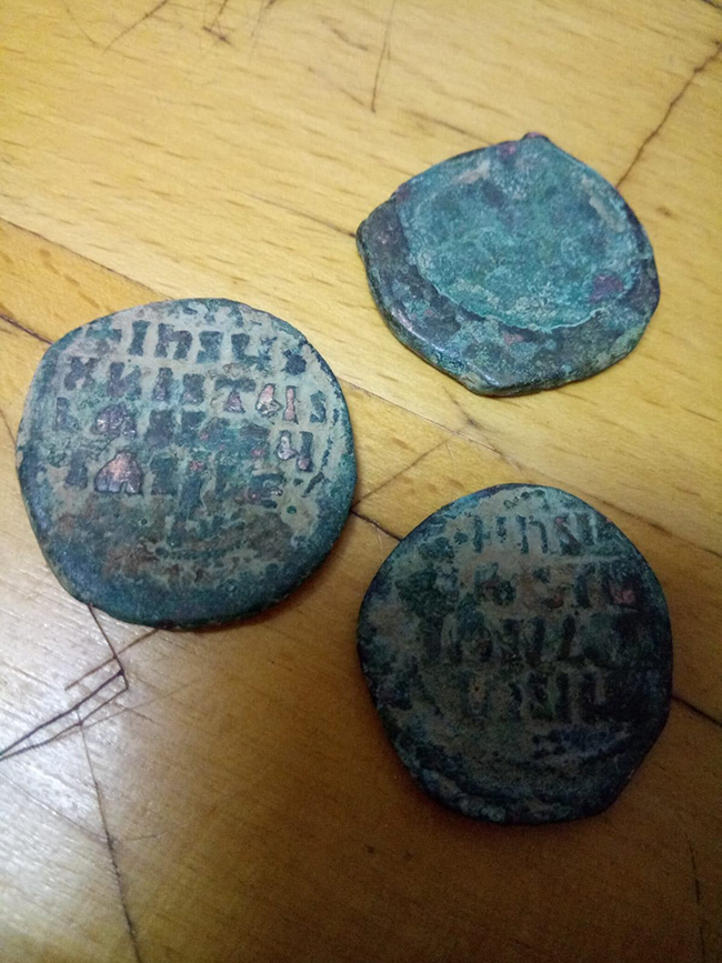 karsta-bizans-donemine-ait-sikke-bulundu--(4).jpg