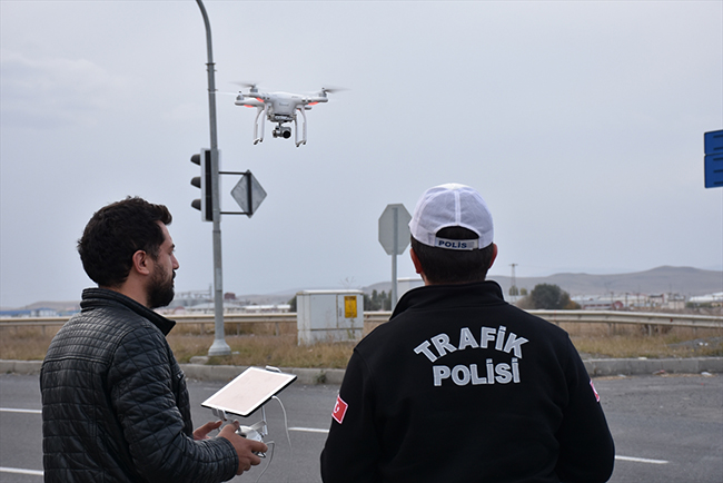 karsta-drone-ile-trafik-denetimi-(1).jpg
