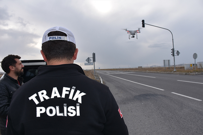 karsta-drone-ile-trafik-denetimi-(2).jpg
