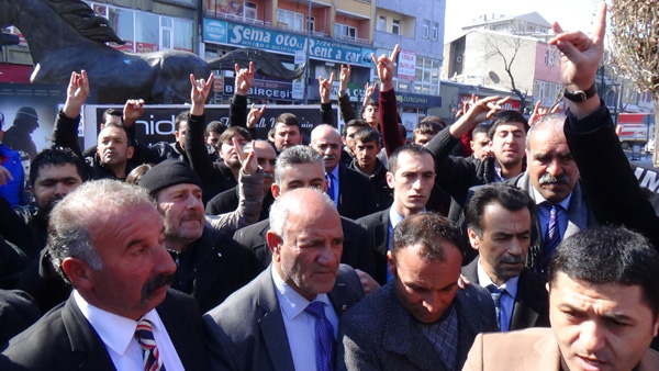 karsta-firat-cakiroglu-icin-mevlit-okutuldu!-(3).jpg
