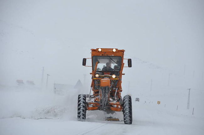 karsta-karayollari-seferberlik-baslatti-(6).jpg