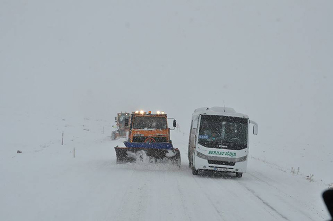 karsta-karayollari-seferberlik-baslatti-(8).jpg