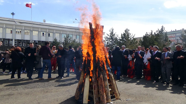 karsta-nevruz-coskusu!-(1).jpg