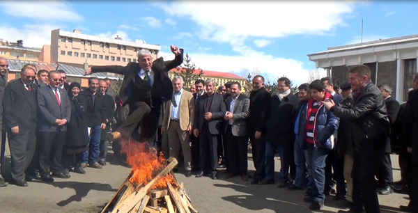 karsta-nevruz-coskusu!-(7).20150321175006..jpg