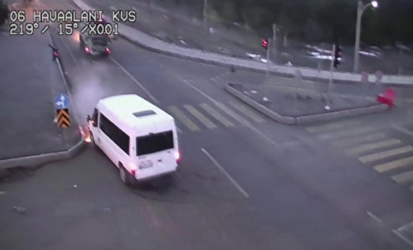 karsta-trafik-kazalari-mobese'de!-(1).jpg