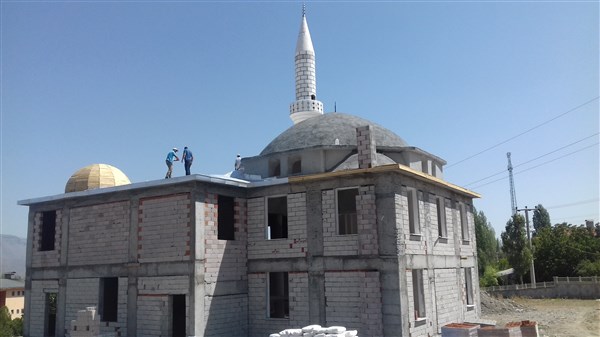 karsta-uygulamali-cami-insaati-basladi-(1).jpg