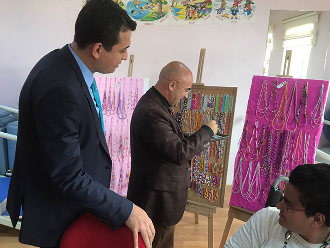 kaymakam-keklik,-engelsiz-yasam-merkezini-ziyaret-etti-(4).jpg
