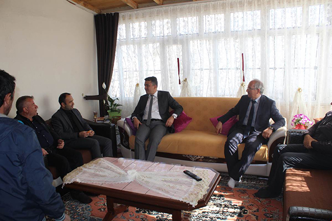 kaymakam-keklikin-ev-ziyaretleri-suruyor!-(1).jpg