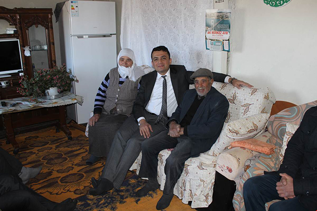 kaymakam-keklikin-ev-ziyaretleri-suruyor!-(7).jpg