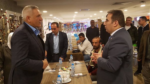 kaymakam-oter,-sehit-aileleri-ve-gazilere-iftar-yemeginde-bir-araya-geldi-(2).jpg