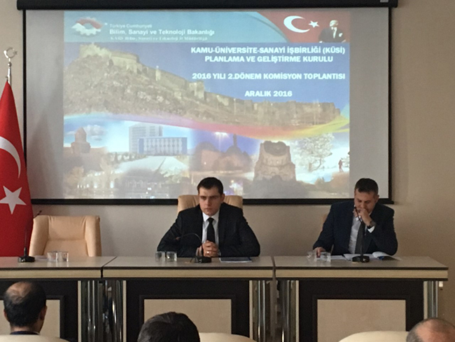 kusi-2.-donem-komisyon-toplantisi-yapildi-(1).jpg